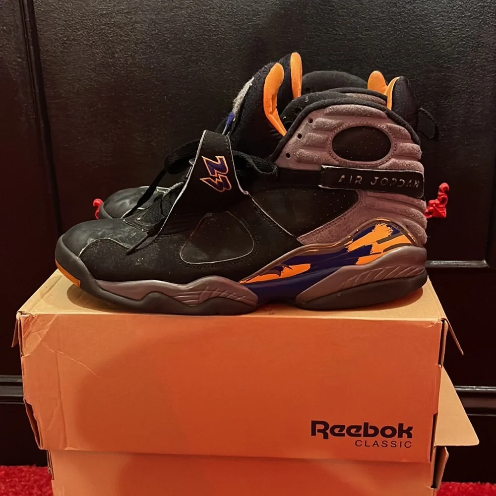 Jordan 8 Retro- Phoenix Suns , 8/10 cond. mens9.5 - Picture 2 of 6